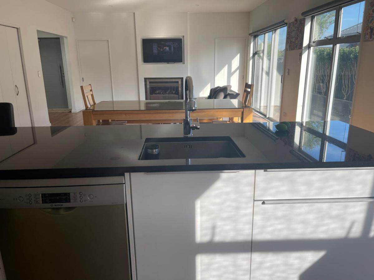Stunning Park Side Holiday Home Christchurch Exteriér fotografie